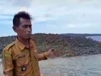 Daratan baru yang muncul di Desa Teineman, Kecamatan Wuar Labobar, Kabupaten Kepulauan Tanimbar, akibat gempabumi, Selasa (10/1/2023). Foto : tangkapan layar